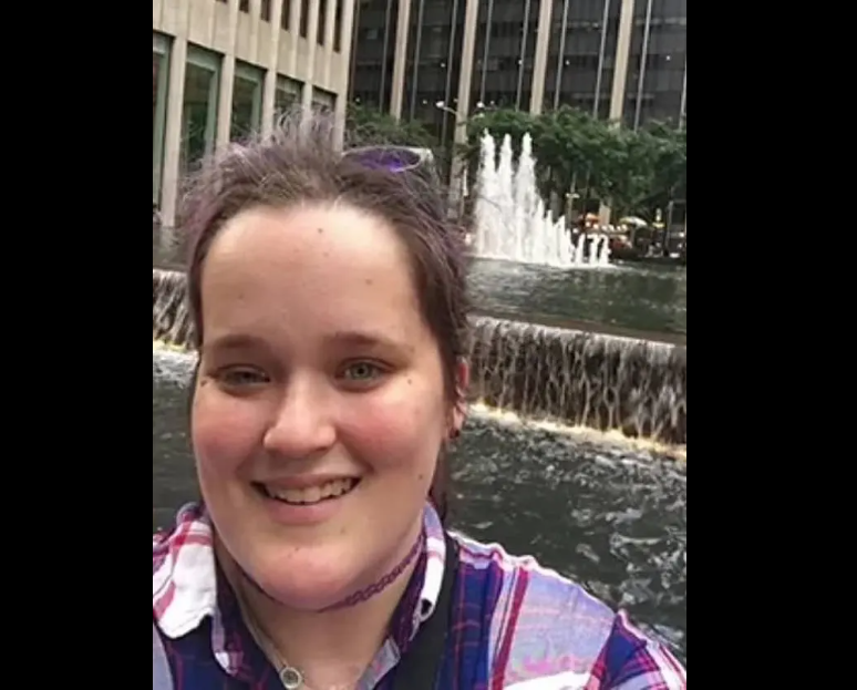 Coșmarul unei tinere după ce și-a făcut un selfie în vacanță. Medicii i-au dat un diagnostic șocant. „Mi s-a părut ciudat”