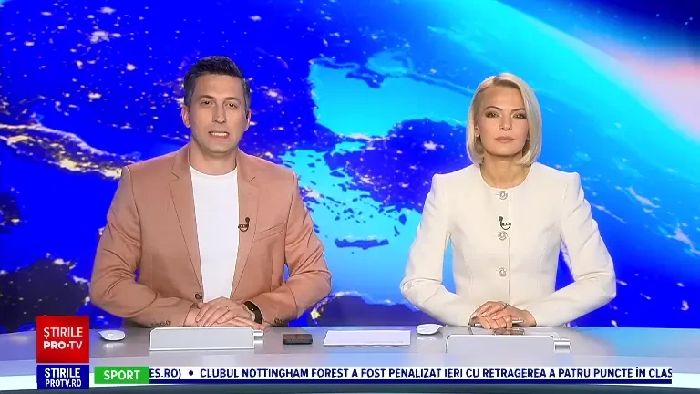 O șoferiță s-a trezit în mașină cu un șarpe de porumb. Polițiștii au găsit musafirul plimbându-se relaxat pe volan