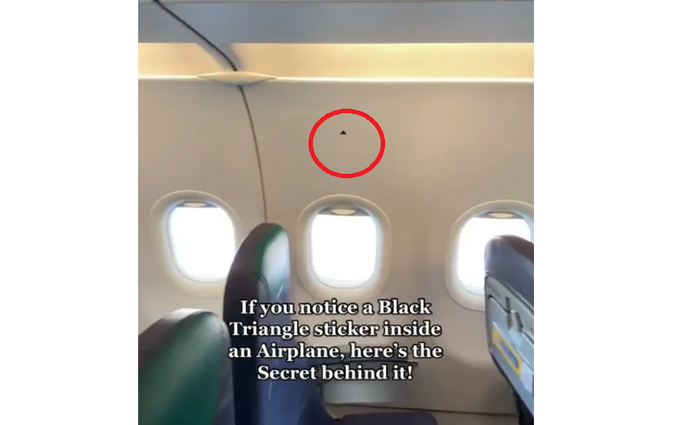Secretul din spatele triunghiurilor negre din avioane, dezvăluit de o însoțitoare de zbor. Ce recomandă pasagerilor