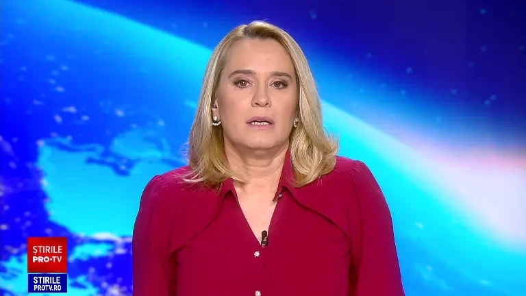 O tânără a lovit doi polițiști chemați să o liniștească. Are deja o condamnare pentru ultraj