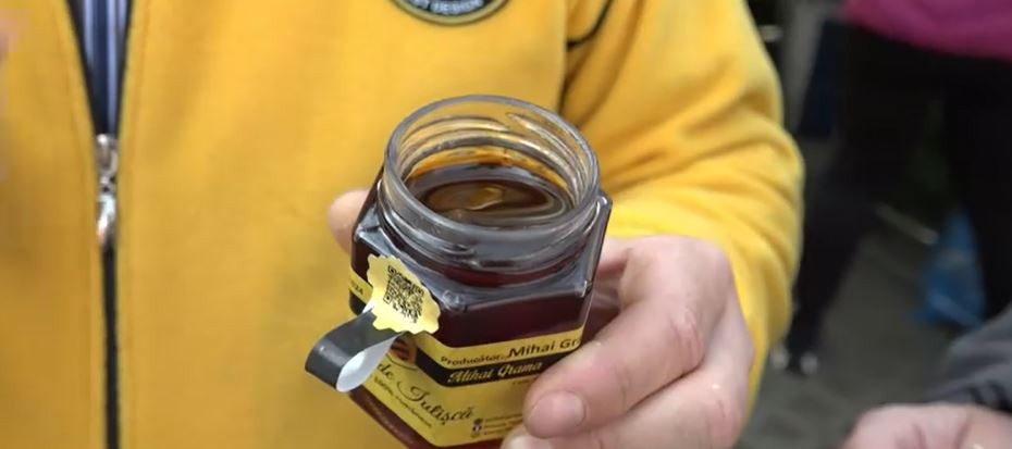 România, pe locul doi în Europa la producția de miere. Peste 70% pleacă la export. Care este cea mai scumpă