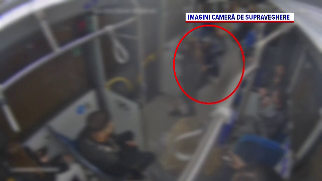 Adolescentul de 17 ani care a agresat sexual două tinere într-un autobuz, în Pitești, a fost arestat preventiv