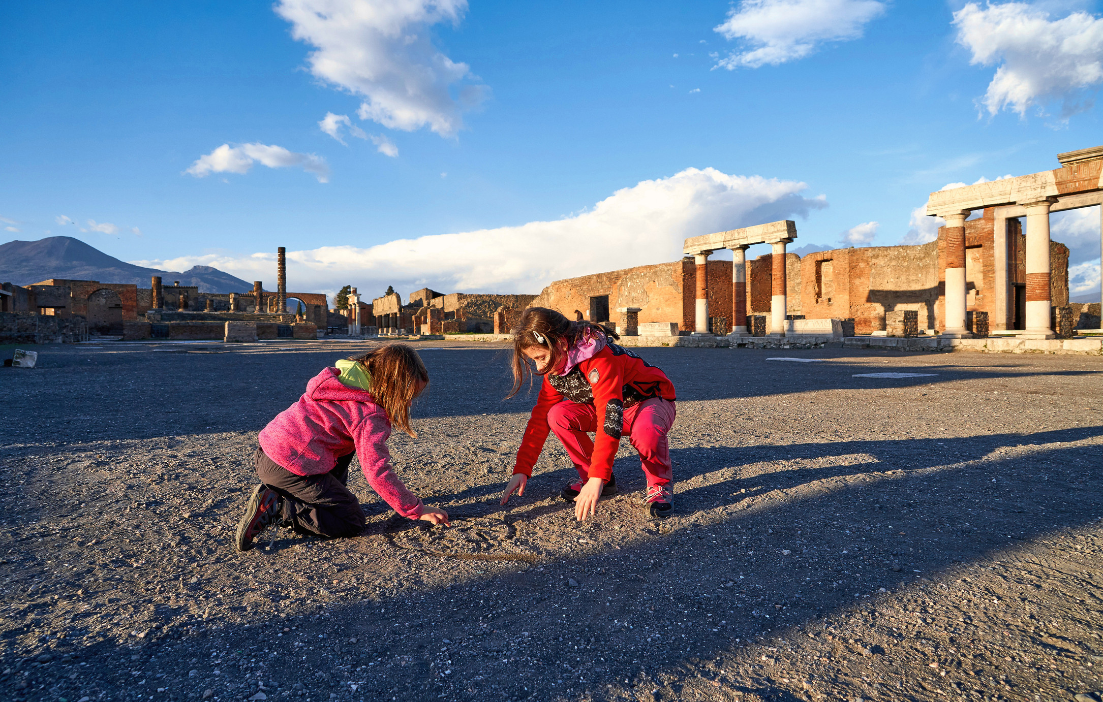 Autoritățile italiene extind programul prin care copiii membrilor mafiei sunt luaţi şi îndepărtaţi de familie. Zonele vizate