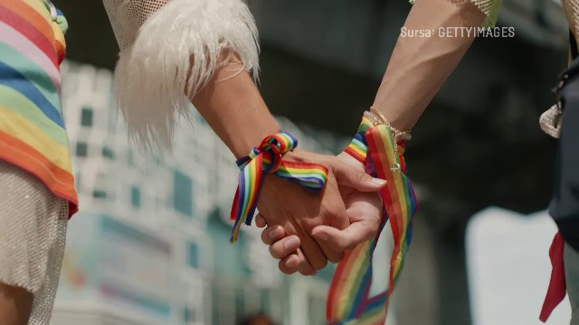 Românii au devenit mai empatici cu comunitatea LGBTIQ. Tot mai mulți sunt de acord cu căsătoria între persoanele gay