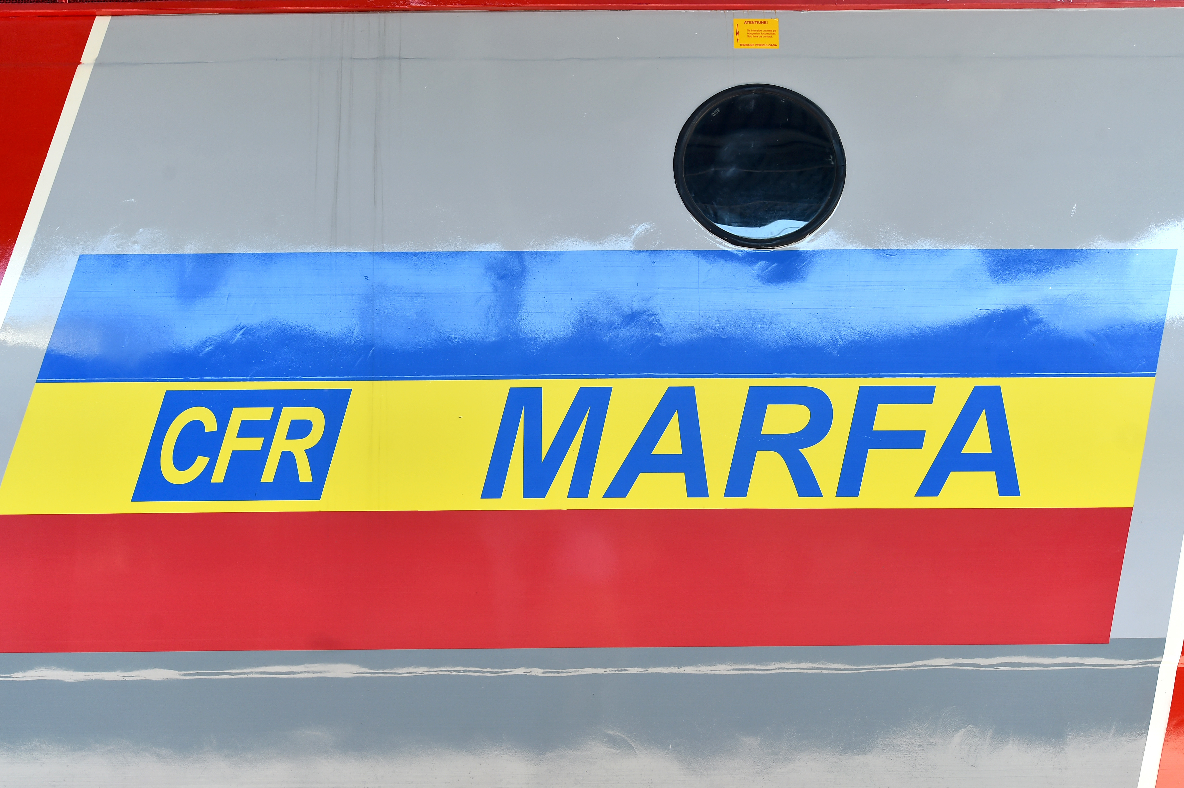 CFR Marfă scoate la spre vânzare Hotelul Express din Predeal, la preţul de 15 milioane de lei