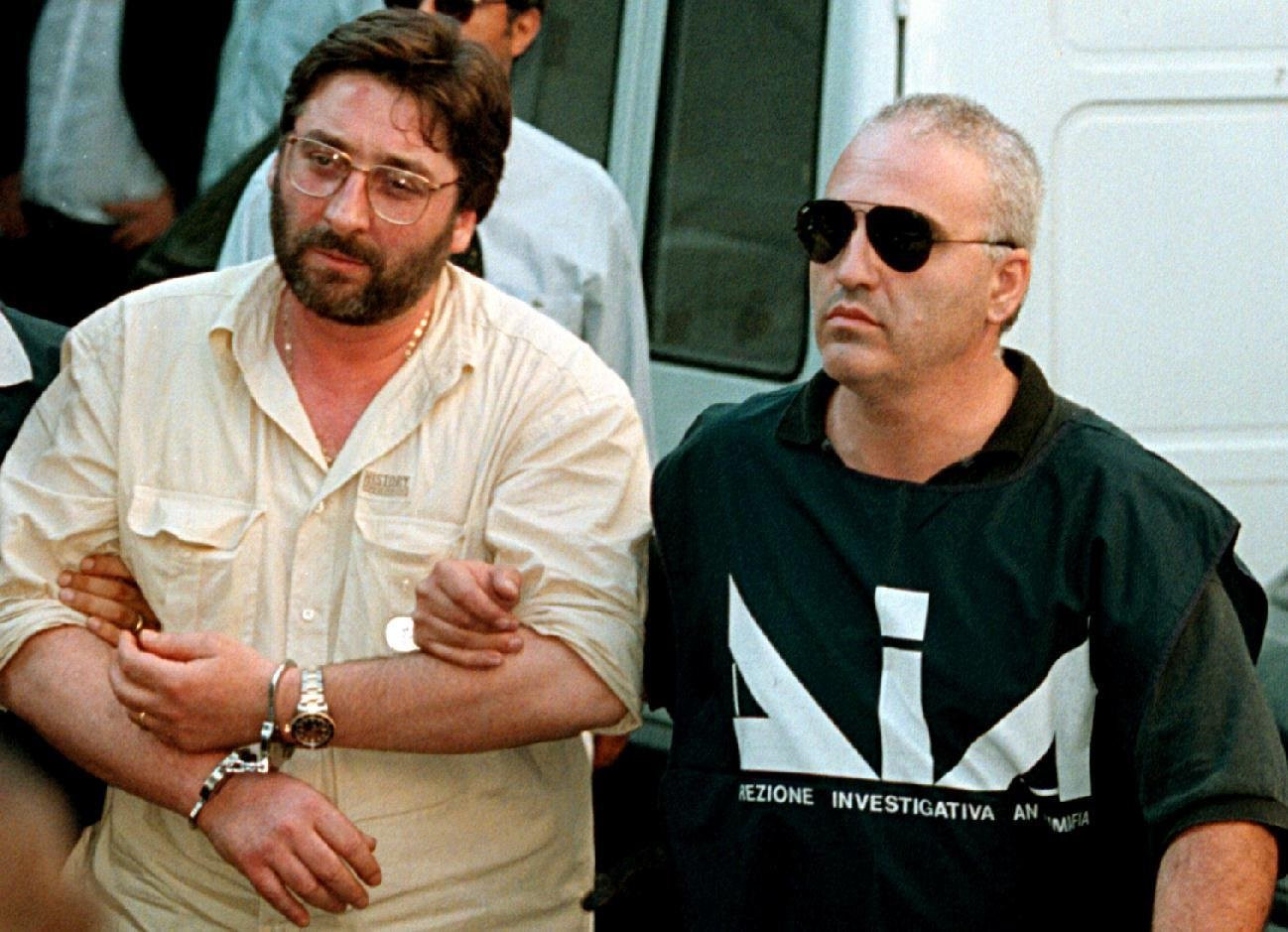 Un cunoscut lider al mafiei italiene a devenit colaborator al justiţiei după 26 de ani de închisoare