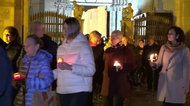 Catolicii români au sărbătorit Învierea cu emoție și speranță. ”Puțină pace dacă am avea, ar fi nemaipomenit”