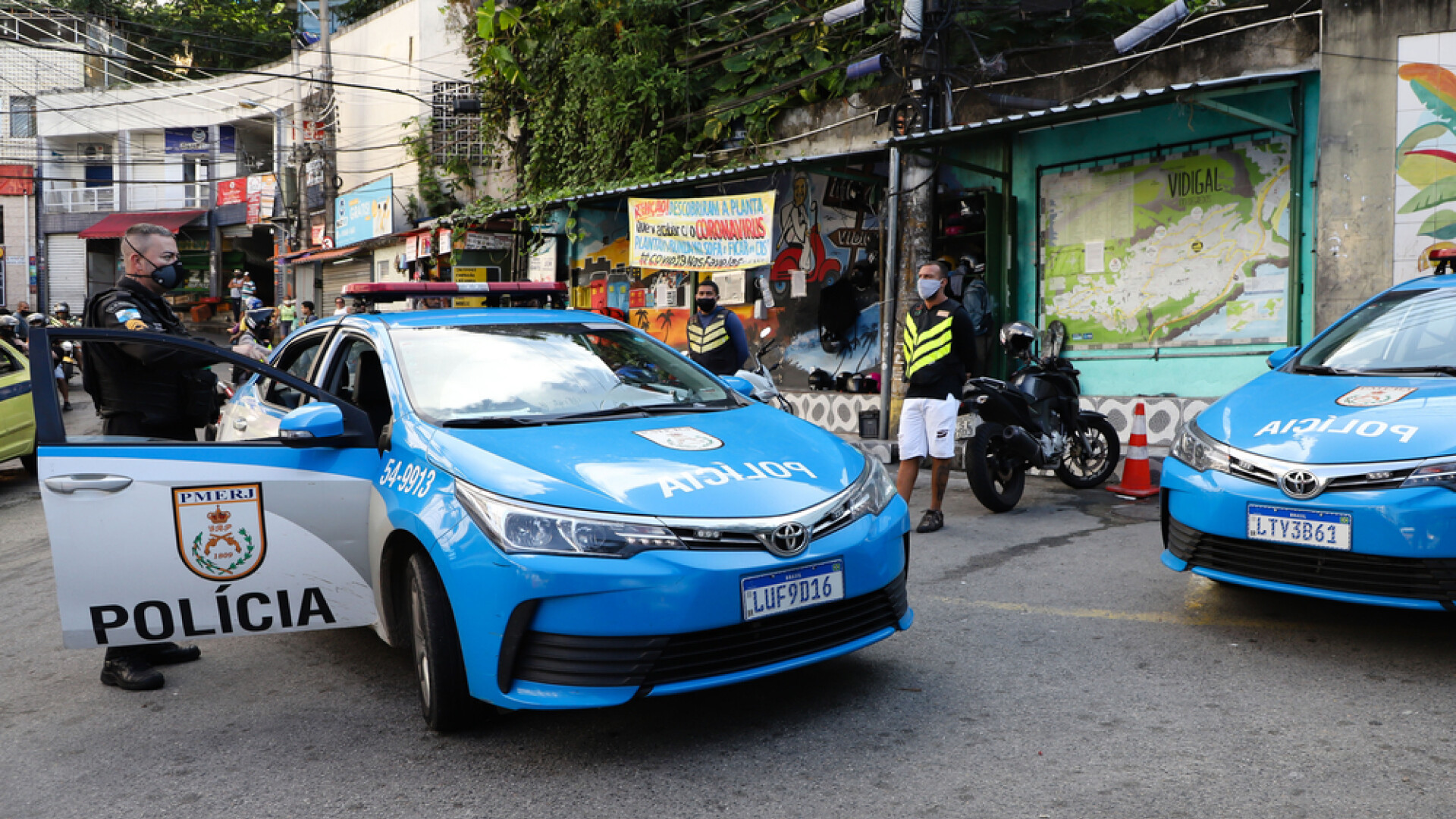 „O tragedie”. Cel puţin 4 morţi şi 20 de răniţi în Brazilia, după ce un autobuz a intrat într-o procesiune de Paşte