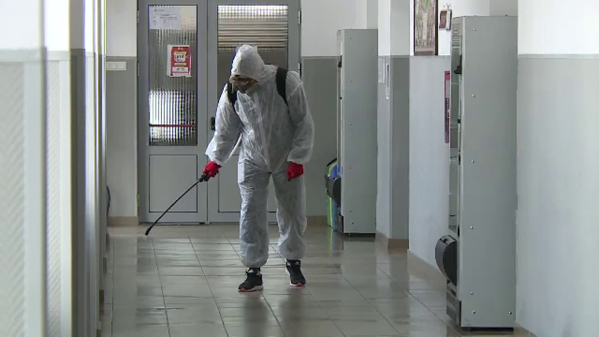 Ploșnițe la Spitalul Universitar. Medicii au găsit insectele pe un pacient