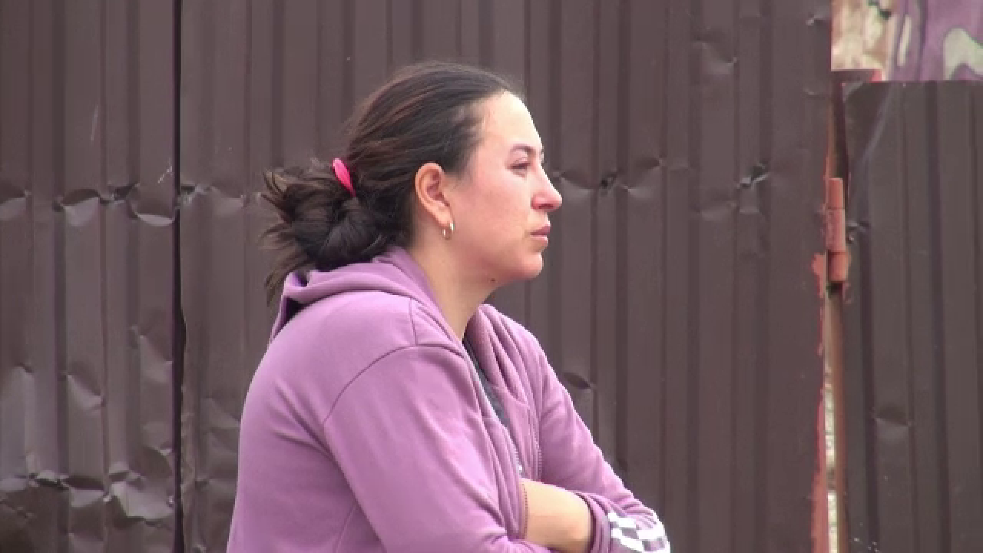 Un copil de 2 ani a fost găsit mort, cu fața într-un lighean cu apă. „Avea puls în maşină, după aia nu a mai avut nimic”