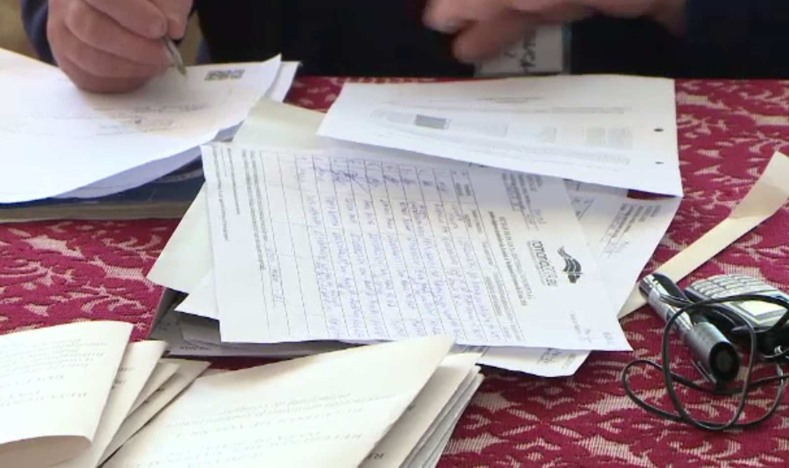 „Guvernul pune frână partidelor mici, din opoziție”. Politicienii din plan secund acuză numărul uriaș de semnături necesar