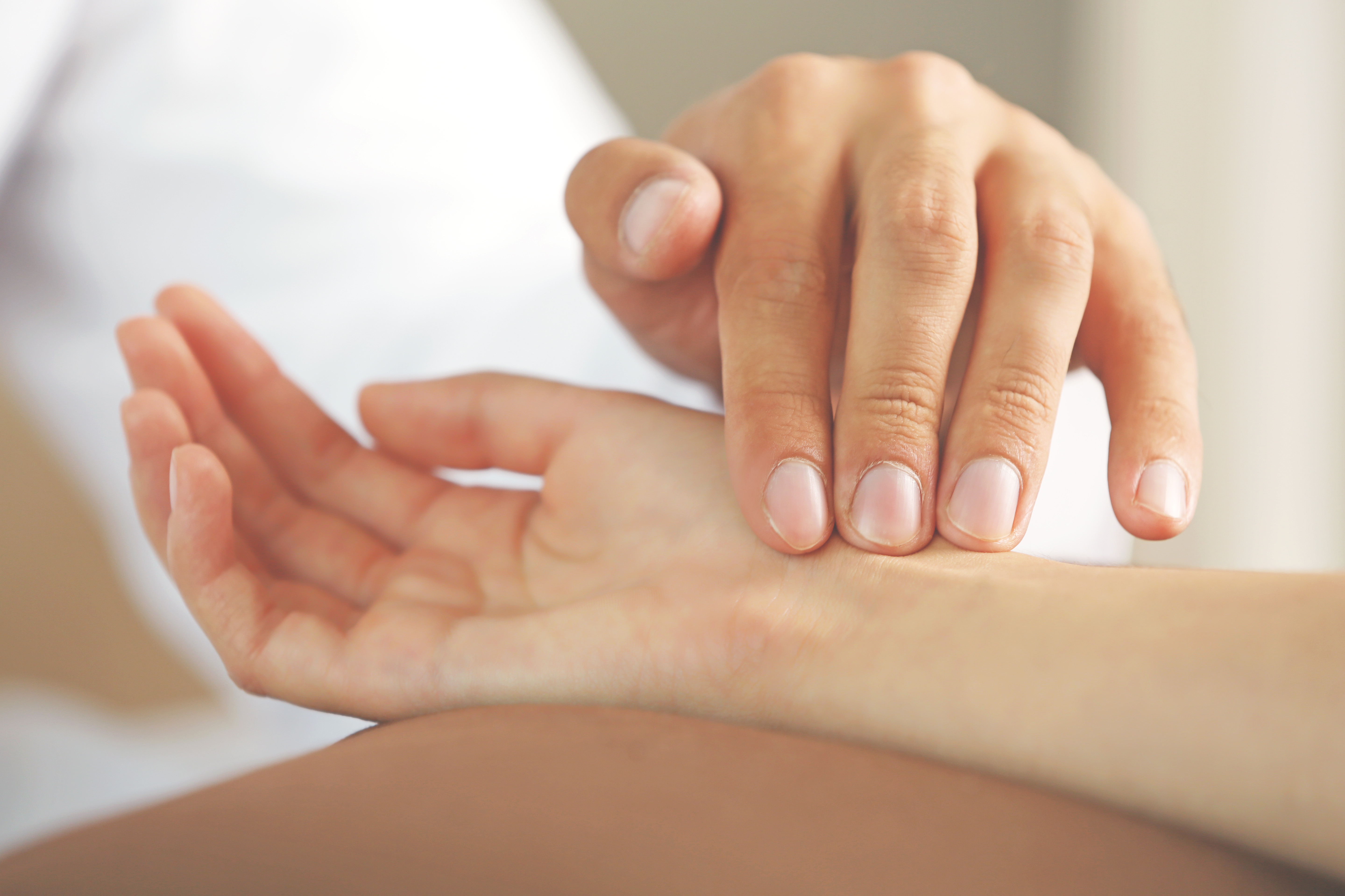 Bătăiile inimii și ritmul cardiac. Cum ne putem da seama dacă inima ne bate corect