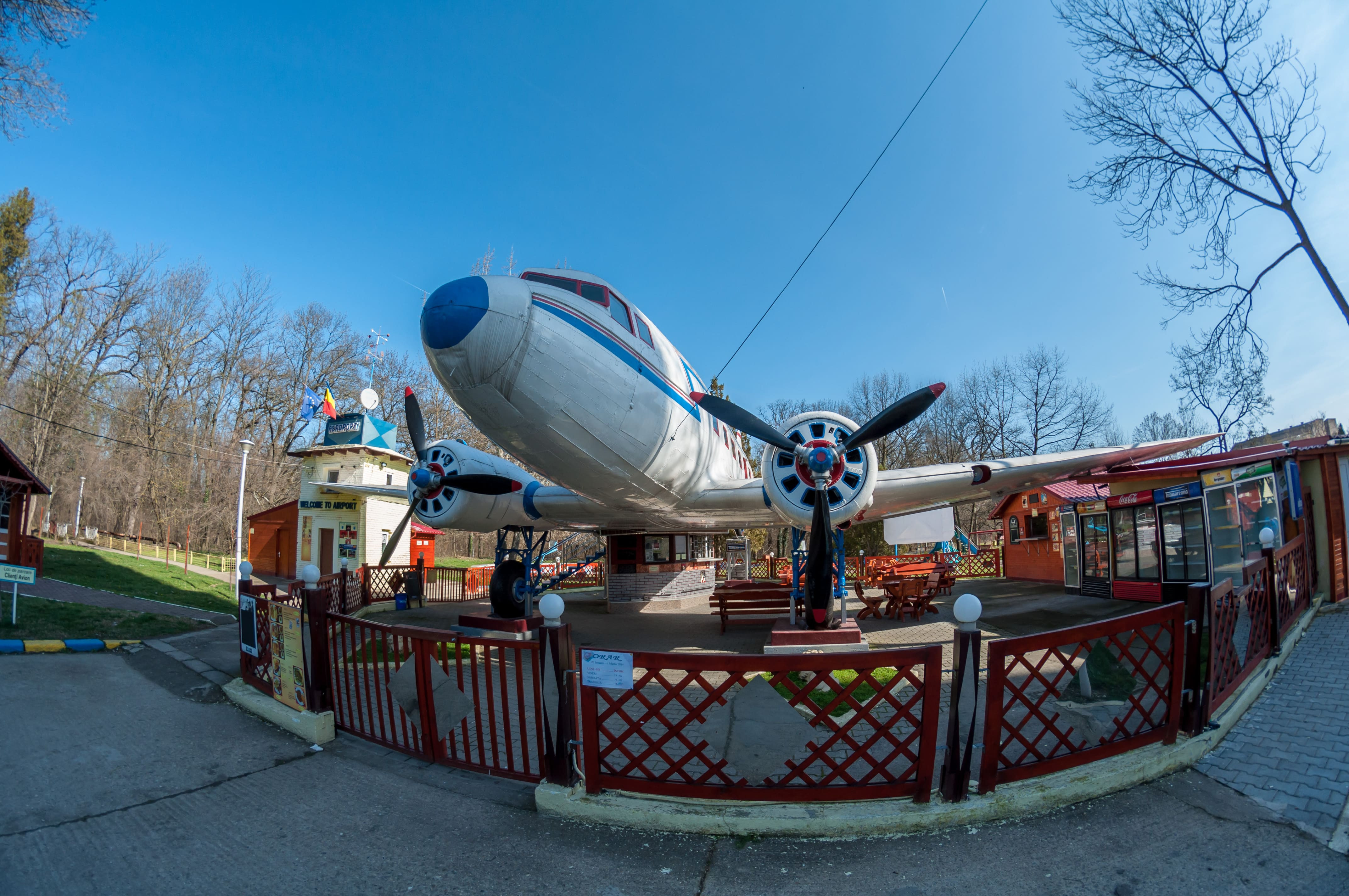 Stațiunea din România cu arhitectură bizantină de basm și eleganță. Românii vin aici pentru vindecare