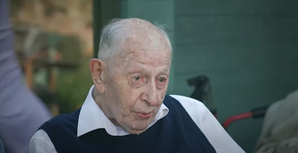 Cine este cel mai bătrân om din lume. Bărbatul a dezvăluit "secretul" pentru o viață îndelungată