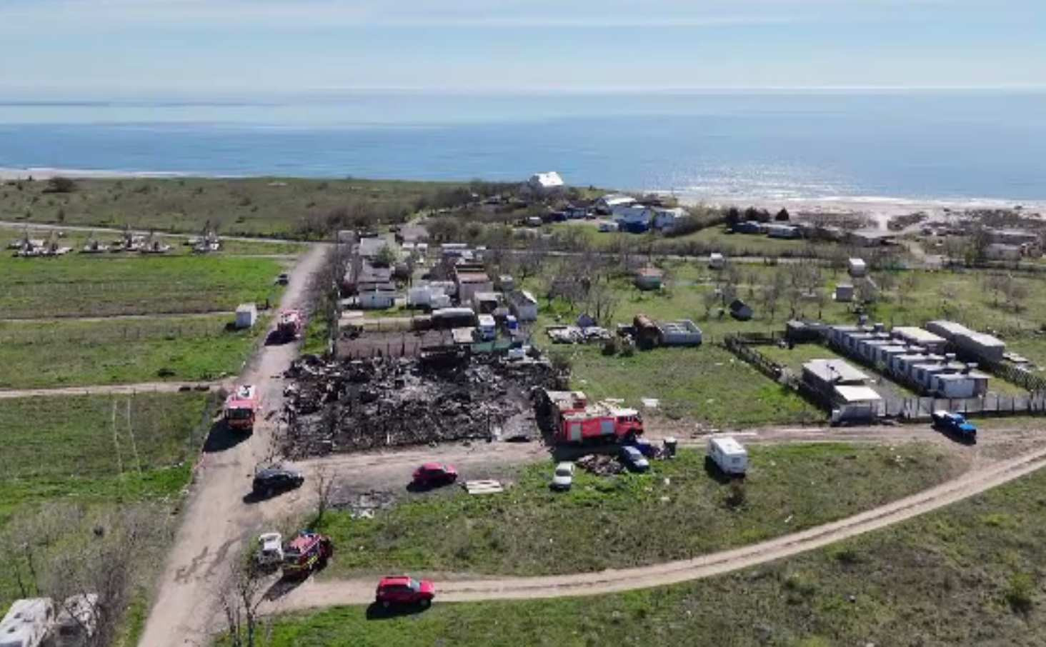 Restaurant aproape de plaja sălbatică de la Corbu, cuprins de un incendiu mistuitor. Ce crede patronul