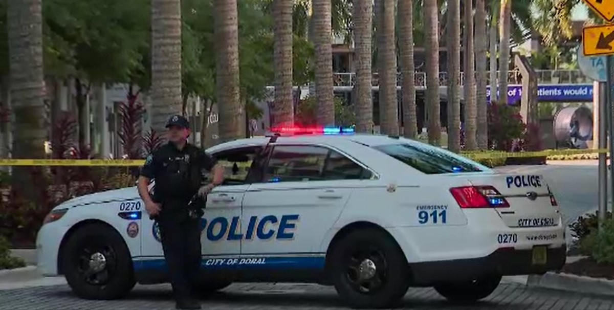 Scene sângeroase în SUA. Două persoane au murit și alte șapte au fost rănite într-un schimb de focuri