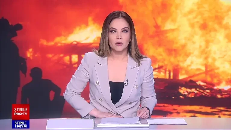 Depozit mistuit de flăcări în București. Martor: „S-au auzit niște bubuituri și-am văzut fumul”