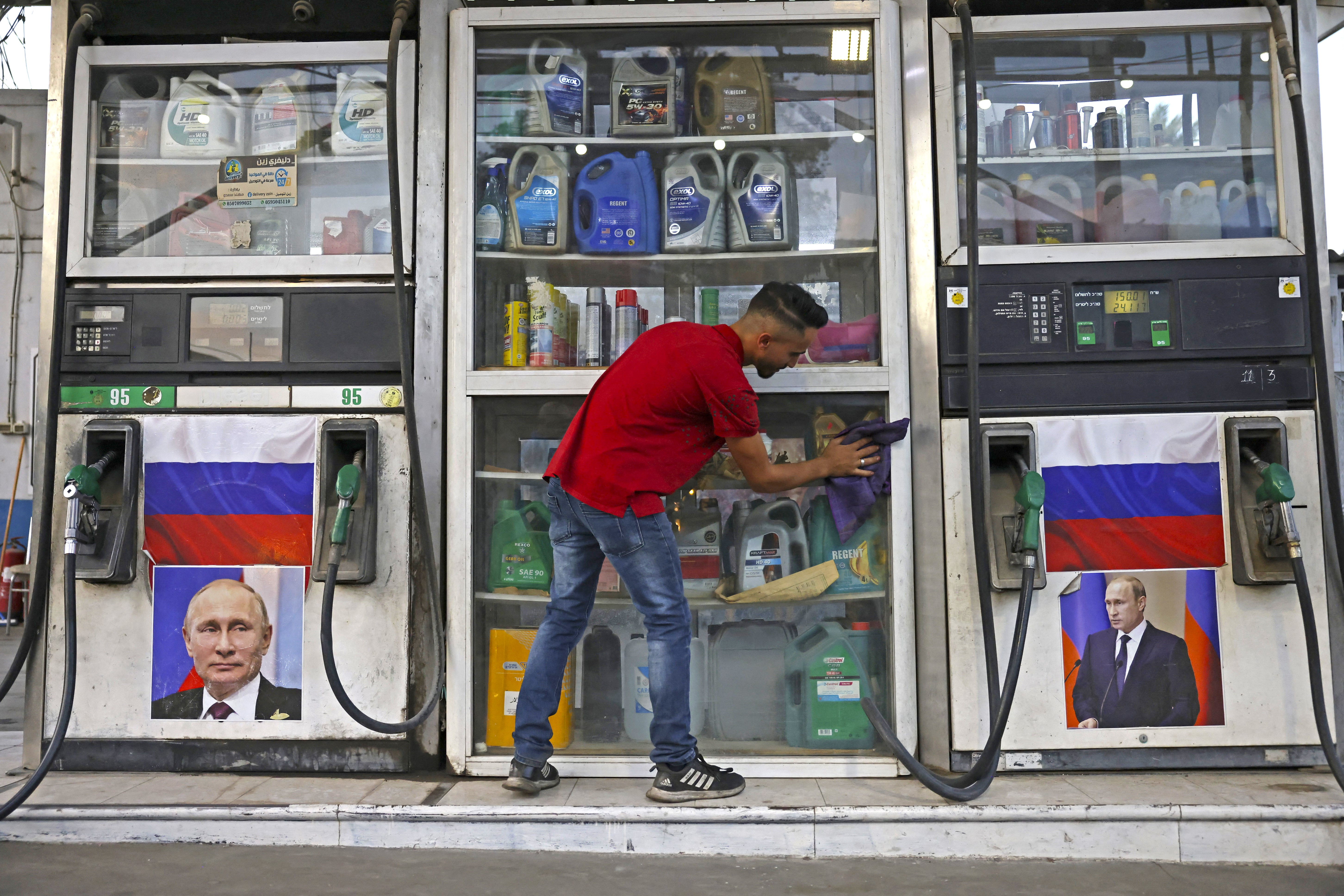 Rusia i-a ordonat unei țări să îi trimită 100.000 de tone de benzină. Cine trebuie să execute ordinul Moscovei