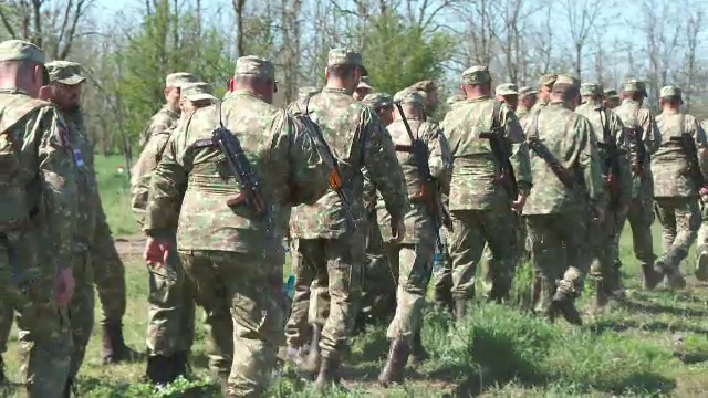 6.000 de rezerviști din Brăila și Galați au fost chemați la poligon. „Sperăm să fie pace, dar trebuie să fim pregătiți”