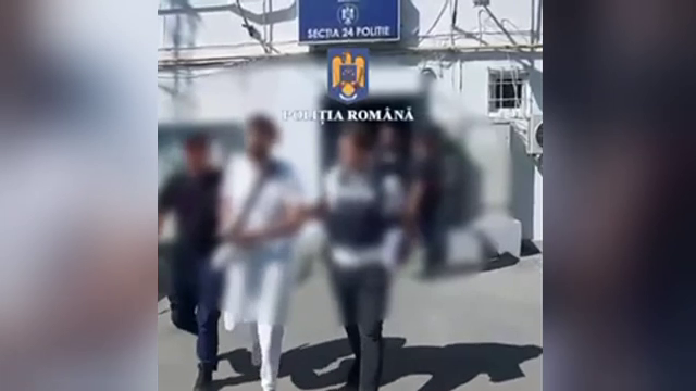 Trei tineri împușcau trecători cu o armă cu aer comprimat, în timp ce se plimbau cu mașina prin București