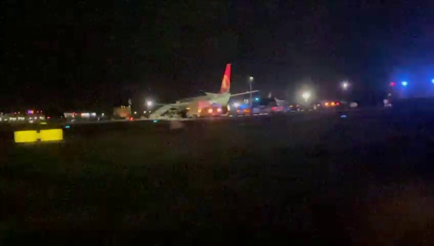 Un avion Turkish Airlines a aterizat de urgență la București din cauza unei amenințări cu bombă