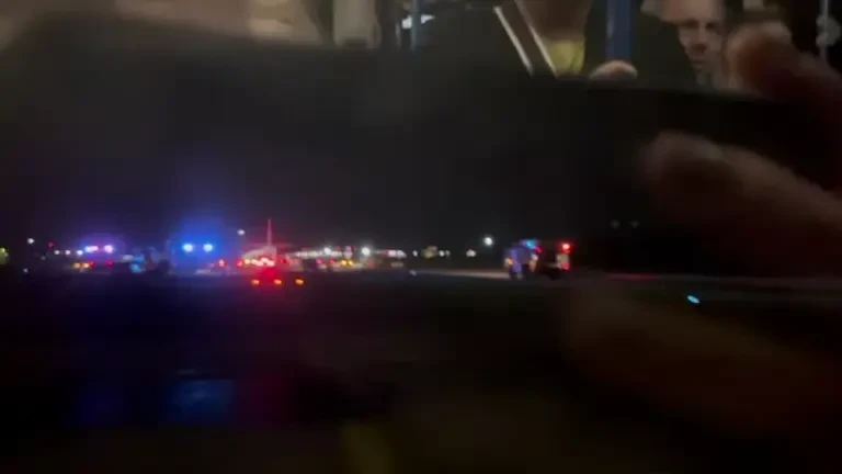 Un avion Turkish Airlines a aterizat de urgență la București din cauza unei amenințări cu bombă