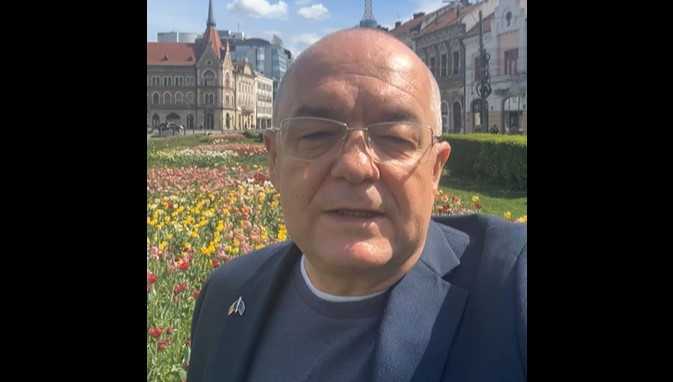 Emil Boc, anunț oficial pe Facebook despre candidatura la Primăria Cluj: ”Nu mi-a fost ușor să iau această decizie”