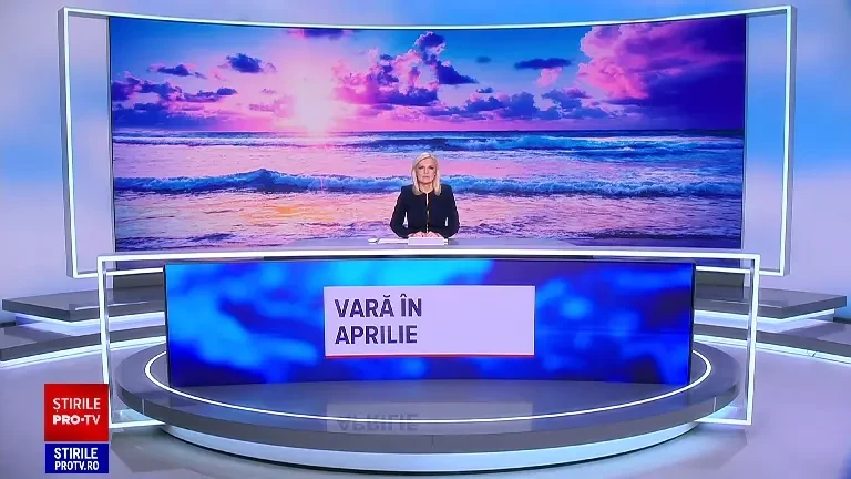 Vremea excelentă a adunat turiști pe litoral, dar și la munte. „Am venit să facem mișcare, să ne bronzăm”