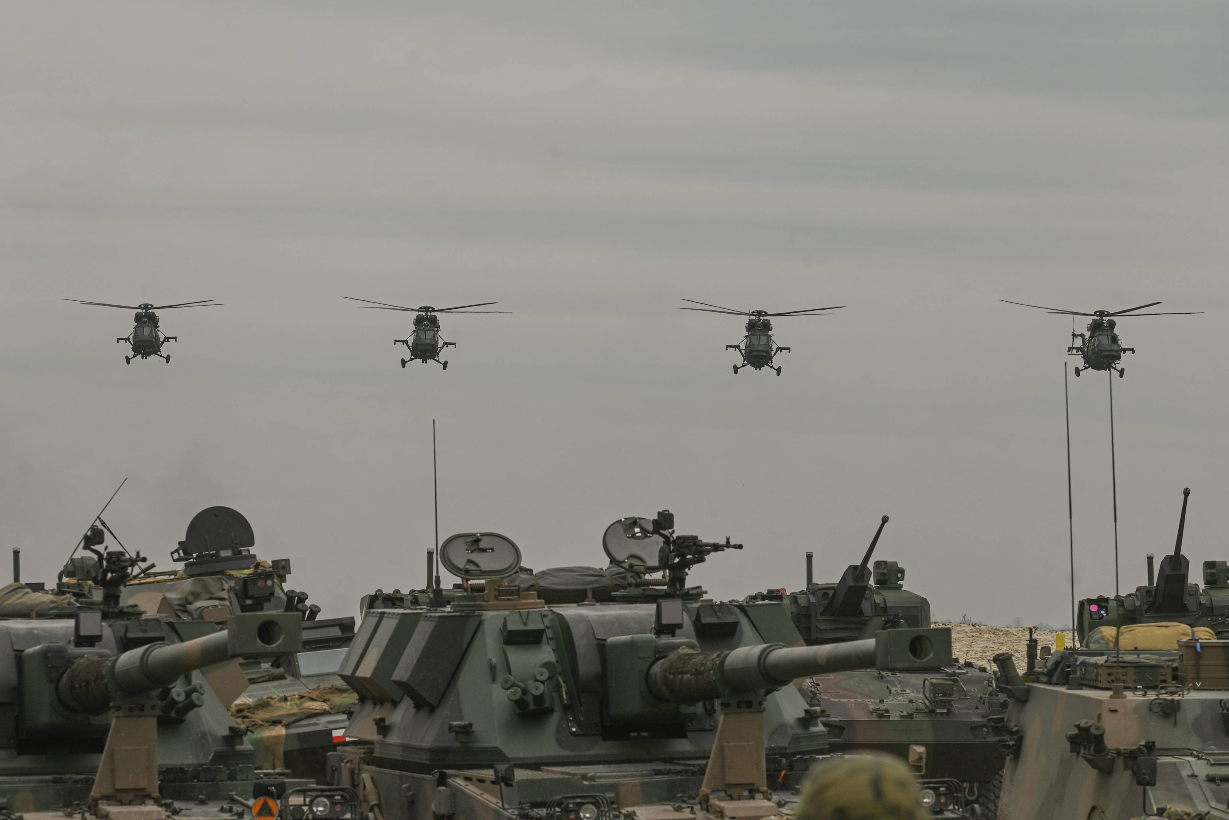 Cum explică șeful Apărării că românii au aflat „pe surse” de redimensionarea trupelor americane: „Nu ne-am sincronizat”