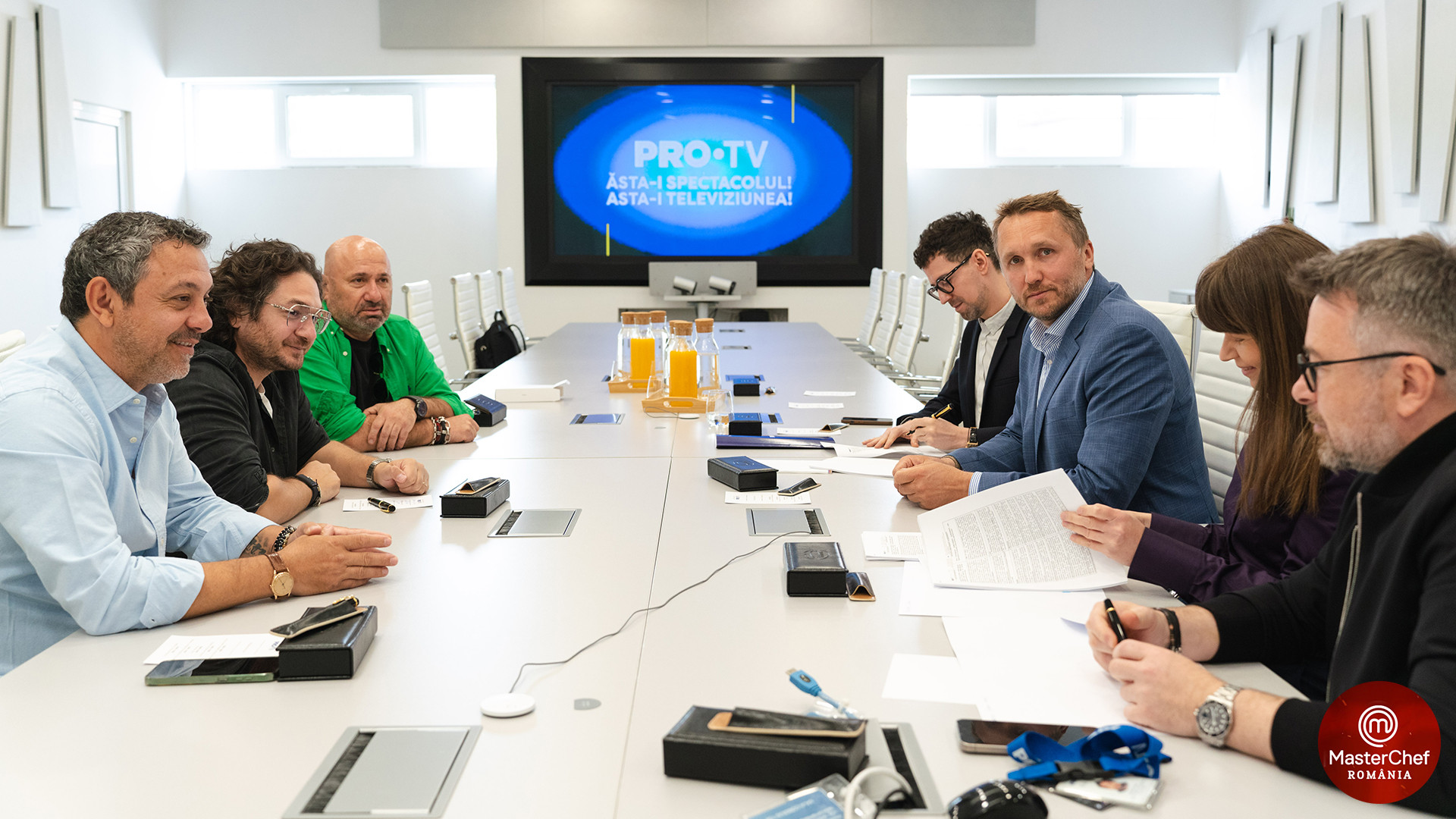 Imagini de la semnarea contractului cu PRO TV, 16 aprilie 2024