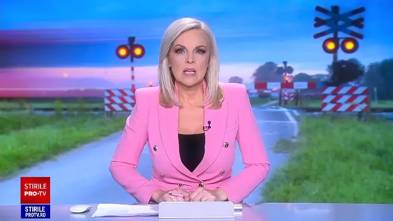 „Lăsați că trece trenul, se ridică și plec”. Explicația halucinantă a unui șofer prins sub bariera de la calea ferată