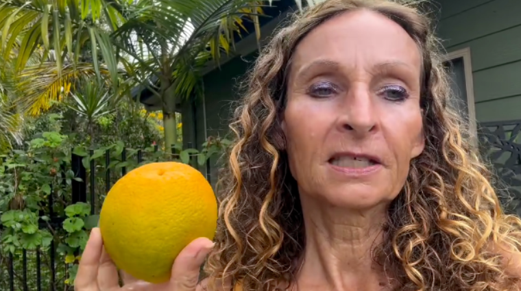 Ce s-a întâmplat în organismul unei femei care a consumat doar suc de portocale timp de 40 de zile