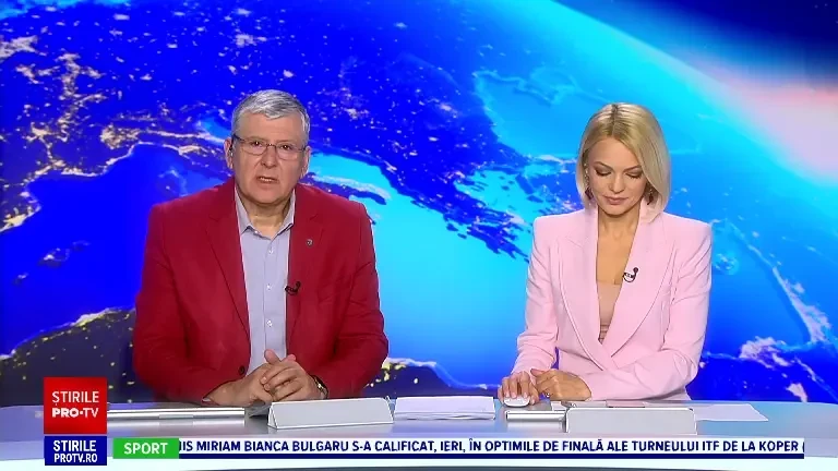 Momentul în care lui Katy Perry îi cade bluza, în direct la TV. S-a ascuns sub pupitru de rușine