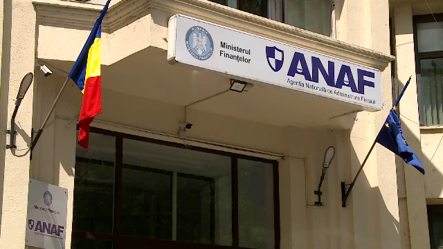 ANAF își execută un fost șef. I-a scos la vânzare apartamente și o vilă de peste un milion de euro