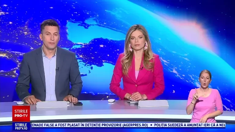 Valul de frig nu a speriat petrecăreții. Centrul vechi, plin cu turiști străini și români puși pe distracție