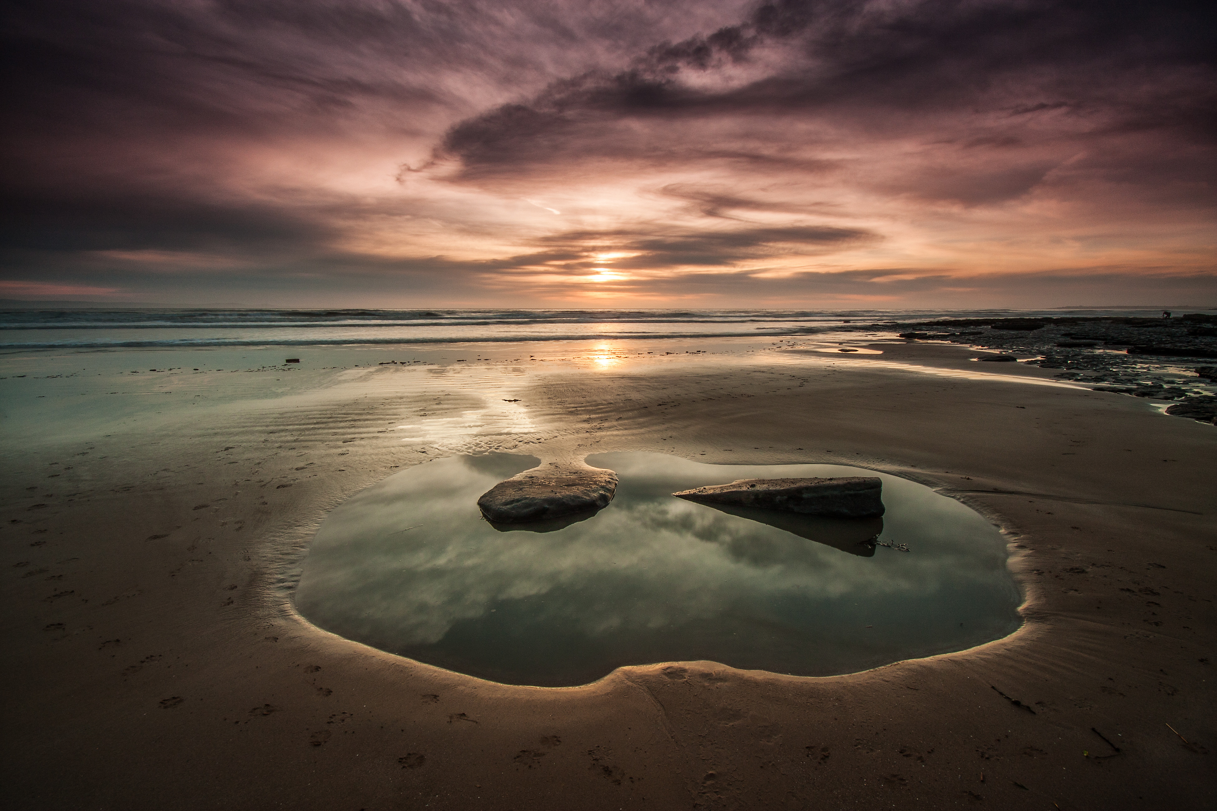 Locul misterios din Europa unde oamenii găsesc rămășițe umane la tot pasul. Motivul pentru care sunt îngropate acolo