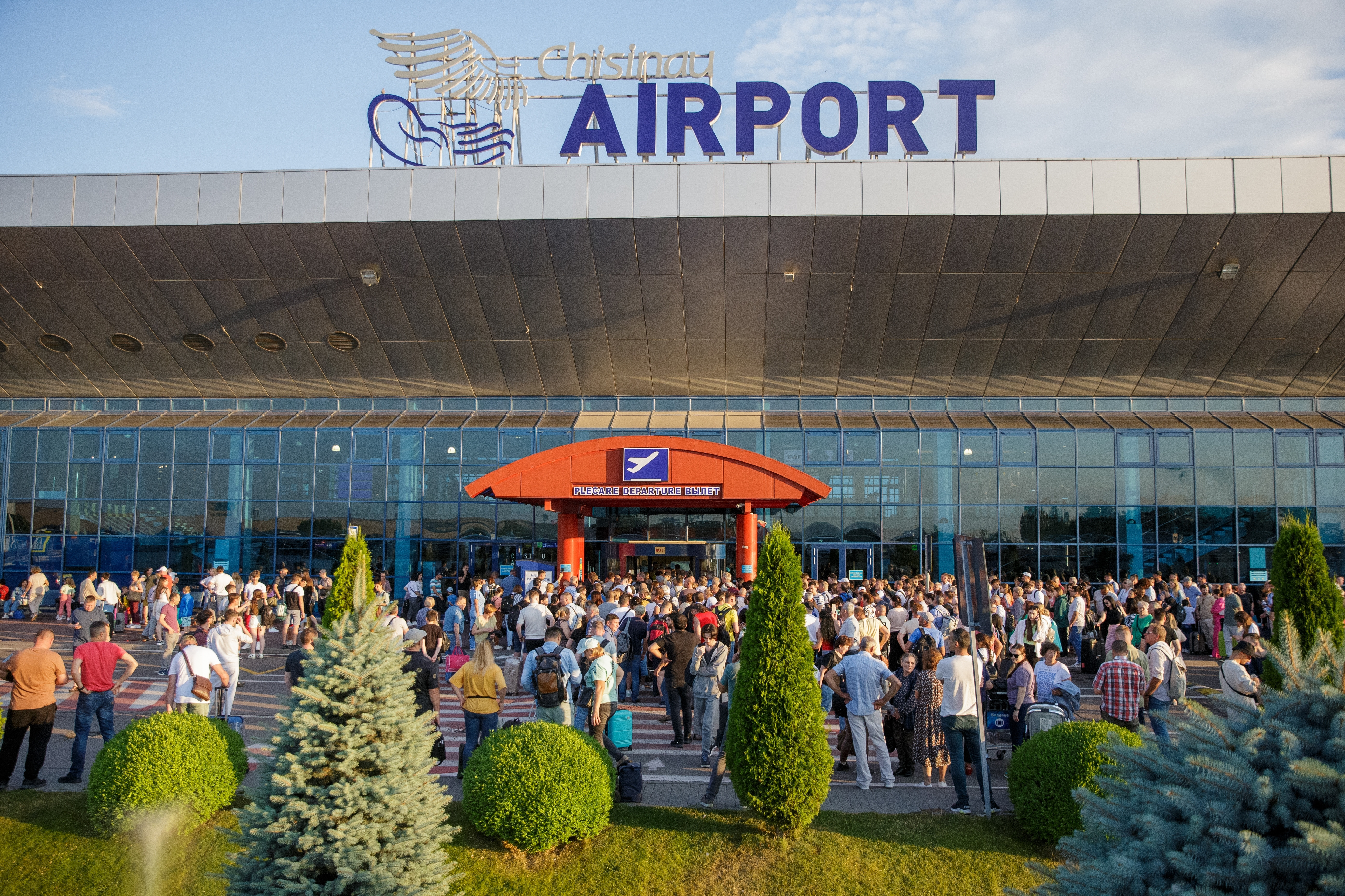 Poliția din Moldova a confiscat un milion de euro de la opozanții pro-ruși care se întorceau de la Moscova