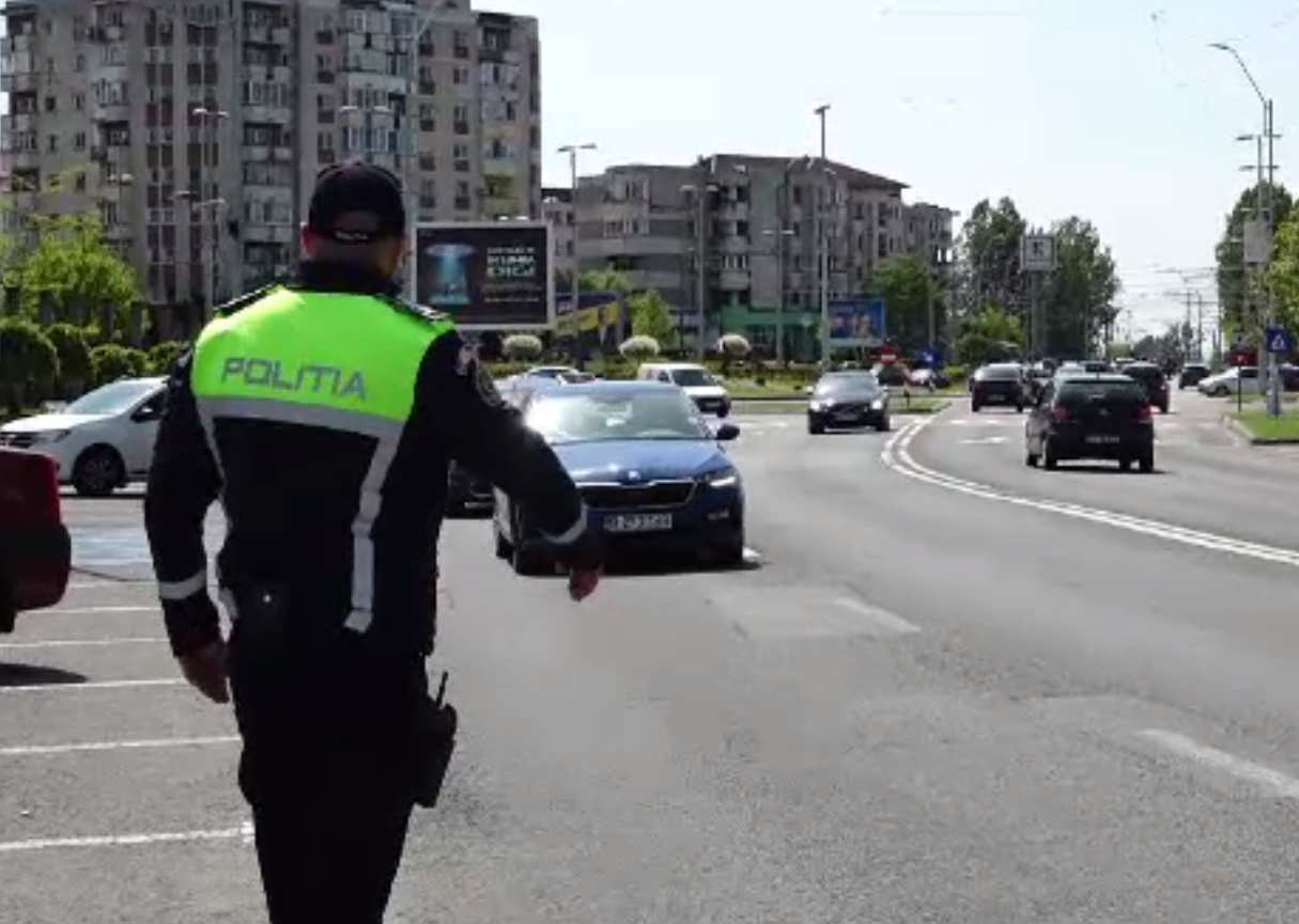 Surpriza de care a avut parte o femeie după ce a fost percheziționată de polițiști. „O să te rog să vii la autospecială”