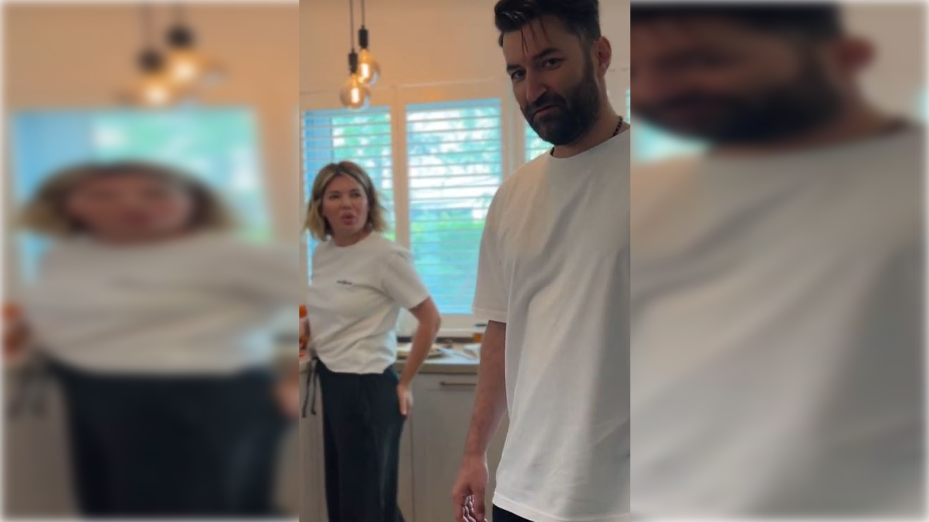 Imagini virale cu Smiley și Gina Pistol. Gestul făcut de cântăreț a făcut furori pe internet | VIDEO