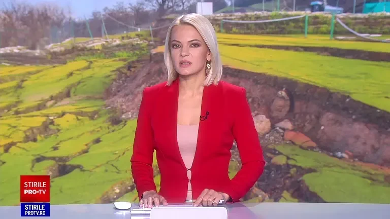 Ce ar fi provocat gaura misterioasă care a apărut în oraşul prahovean Slănic. „Nimeni nu știe ce e dedesubt”