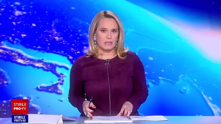 Situație de urgență în Slănic Prahova, după surparea străzii din centru. Localitatea stă pe un uriaș zăcământ de sare