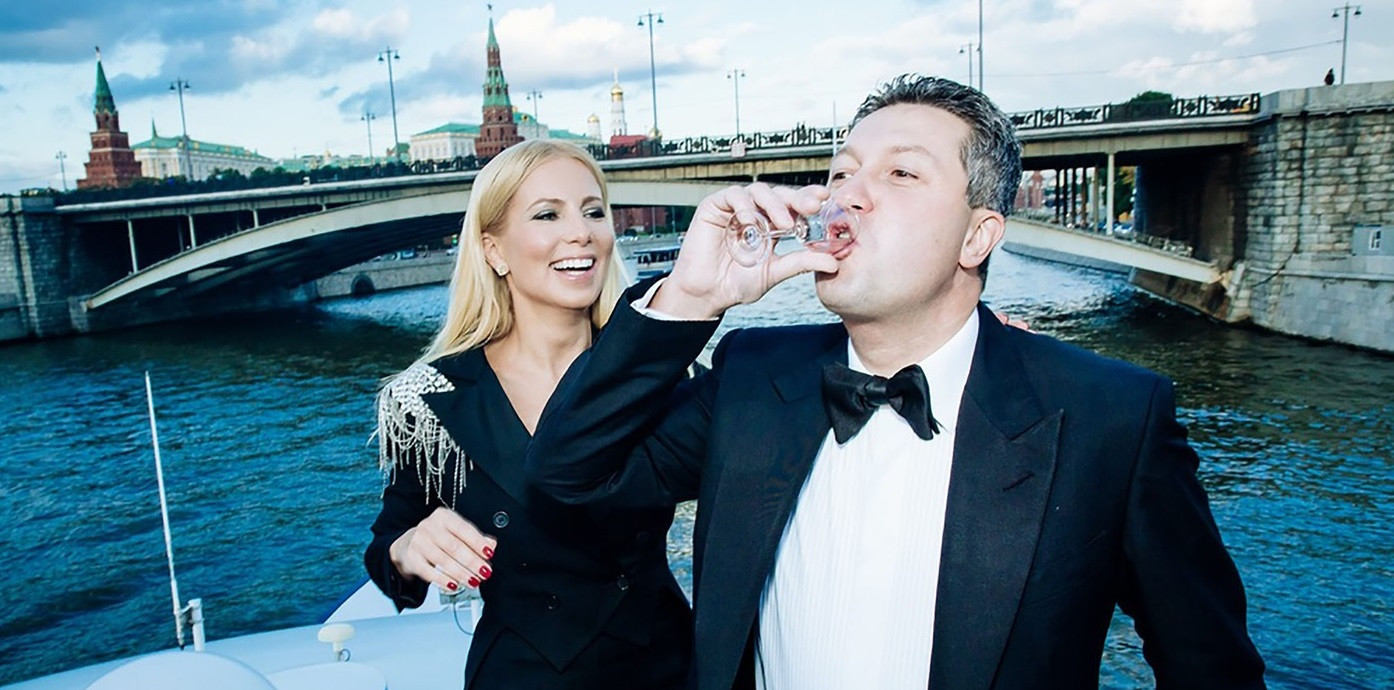 Viață de huzur pentru adjunctul lui Șoigu. Arestat pentru corupție, Timur Ivanov locuia în castelul unei prințese