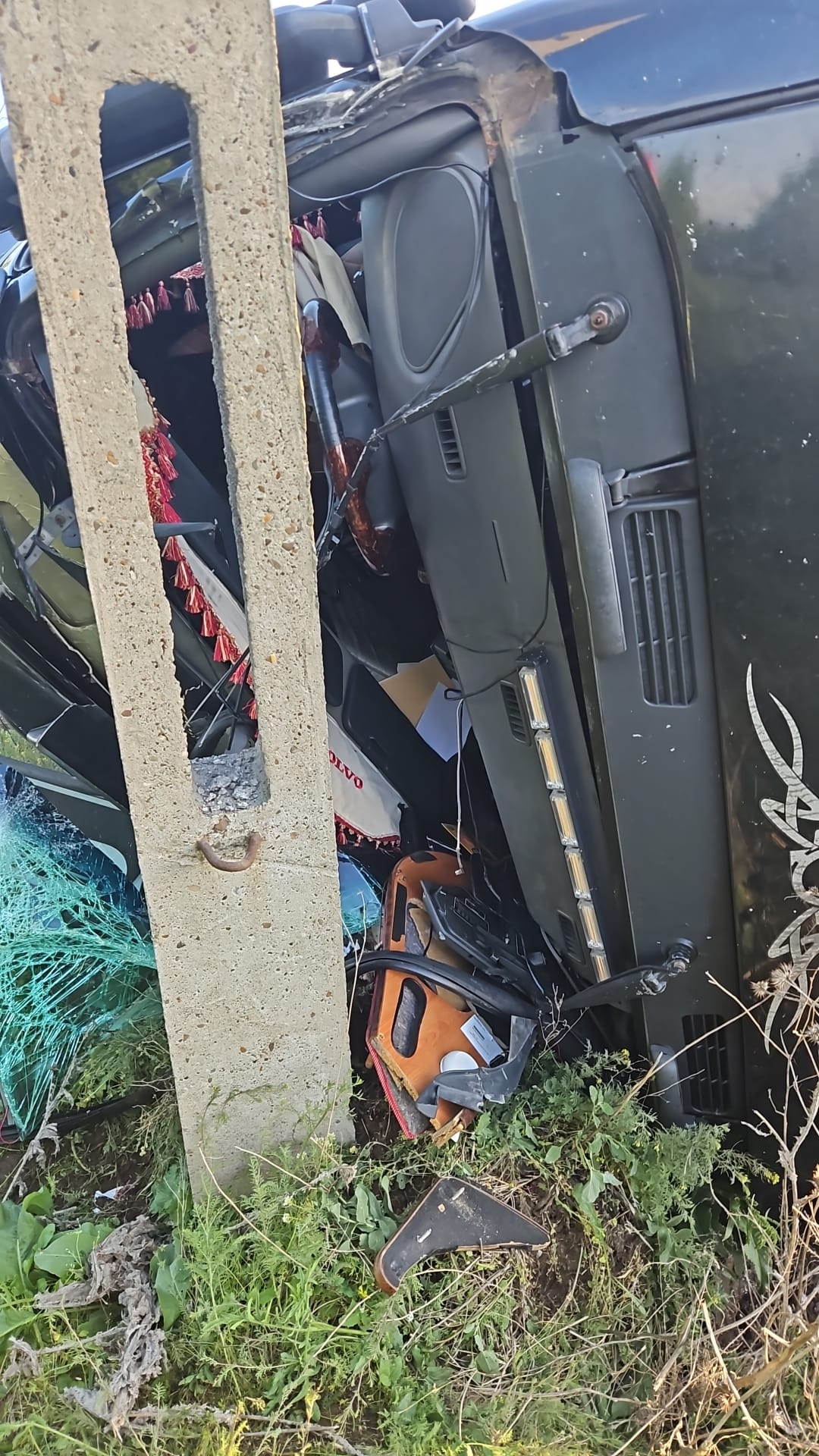 autocisterna rasturnata