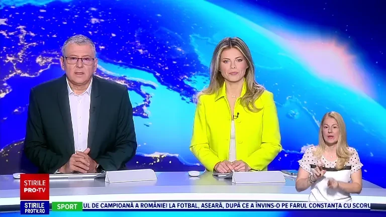 Panică pe o șosea din Vrancea. O autocisternă încărcată cu etanol s-a răsturnat pe E85 | FOTO