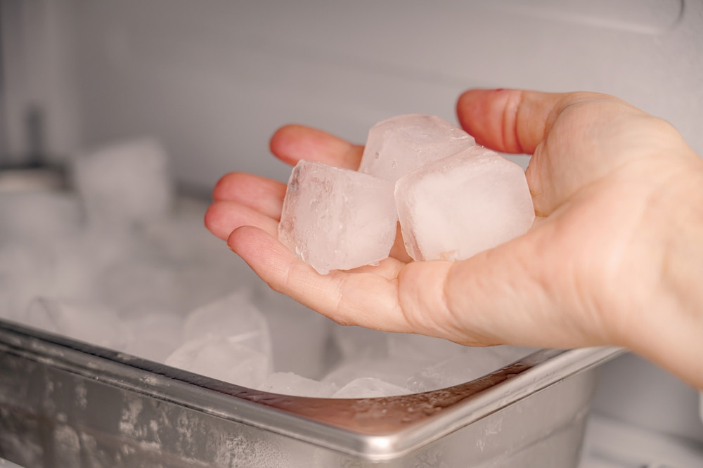 Țara în care cuburile de gheață sunt mai scumpe decât pâinea. Temperaturile, în martie, au ajuns la 48 grade Celsius