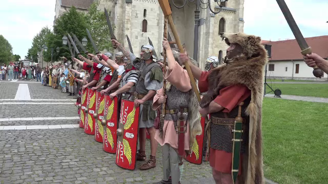 S-a deschis sezonul de spectacole cu daci și romani, la Alba Iulia. „O surpriză plăcută"