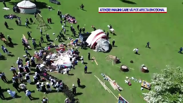 Cel puțin 30 de copii au fost răniți după ce o camionetă fără șofer a intrat în ei la un festival școlar, în Kârgâzstan