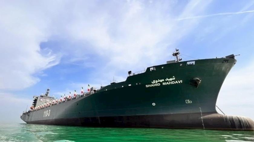 O navă de război iraniană a trecut pentru prima dată ecuatorul, într-o misiune secretă. Ce arme are la bord distrugătorul