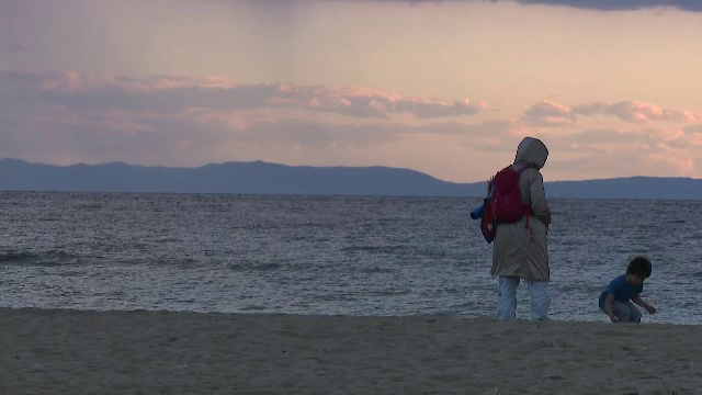 Zeci de mii de români își petrec Paștele în Grecia. ”Mă simt ca la Costinești”