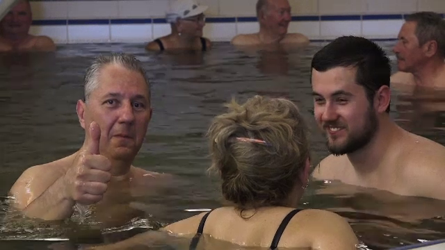 Românii petrec Paștele și în apele termale de la Sovata: ”Mai bine stăm aici la spa, ne relaxăm”. Cât a costat